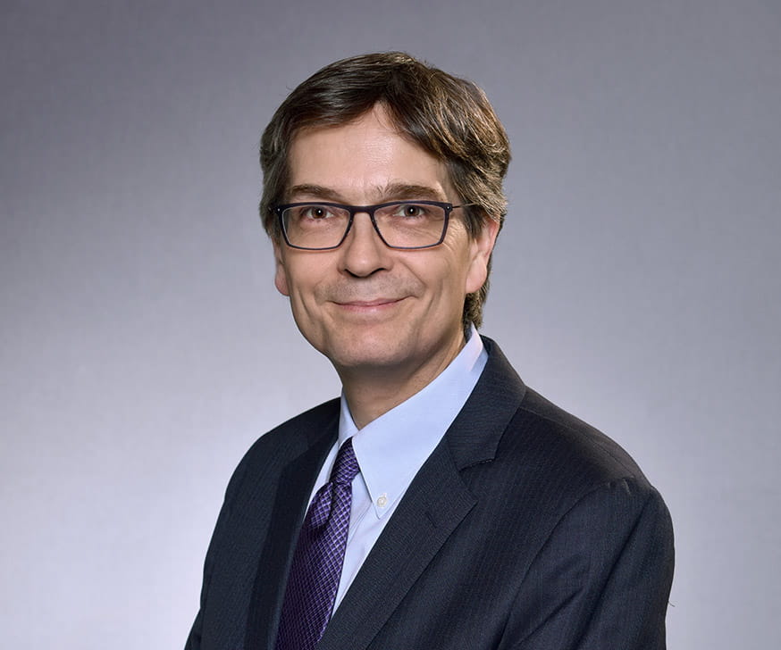 Portrait of Florian Zettelmeyer, Faculty at the Kellogg School of Management